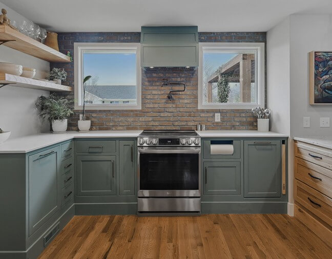 Customized Cabinet in kitchen